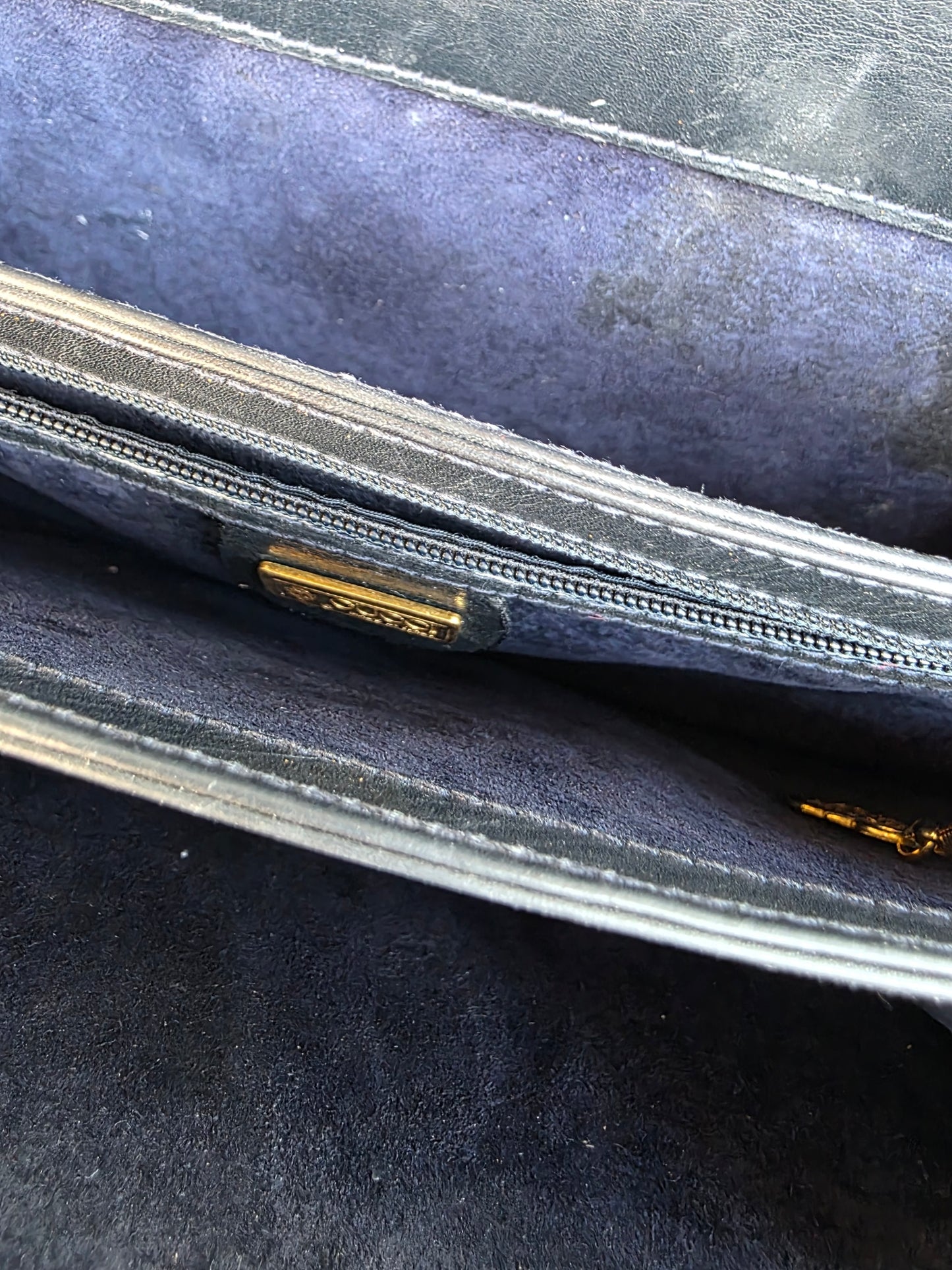 Borsa Gucci vintage anni 80 in pelle blu navy chiusura nodo nautico