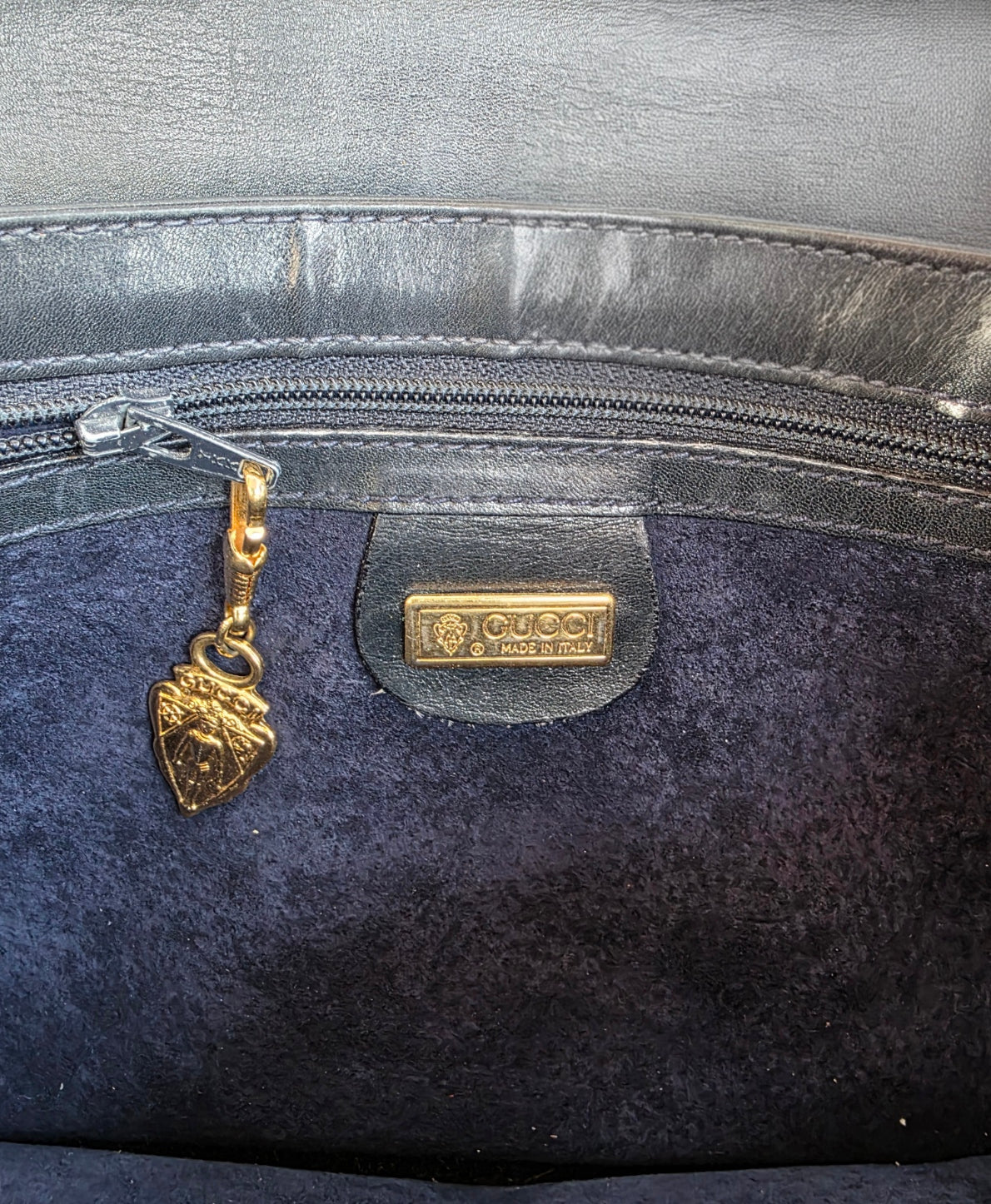 Borsa Gucci vintage anni 80 in pelle blu navy chiusura nodo nautico