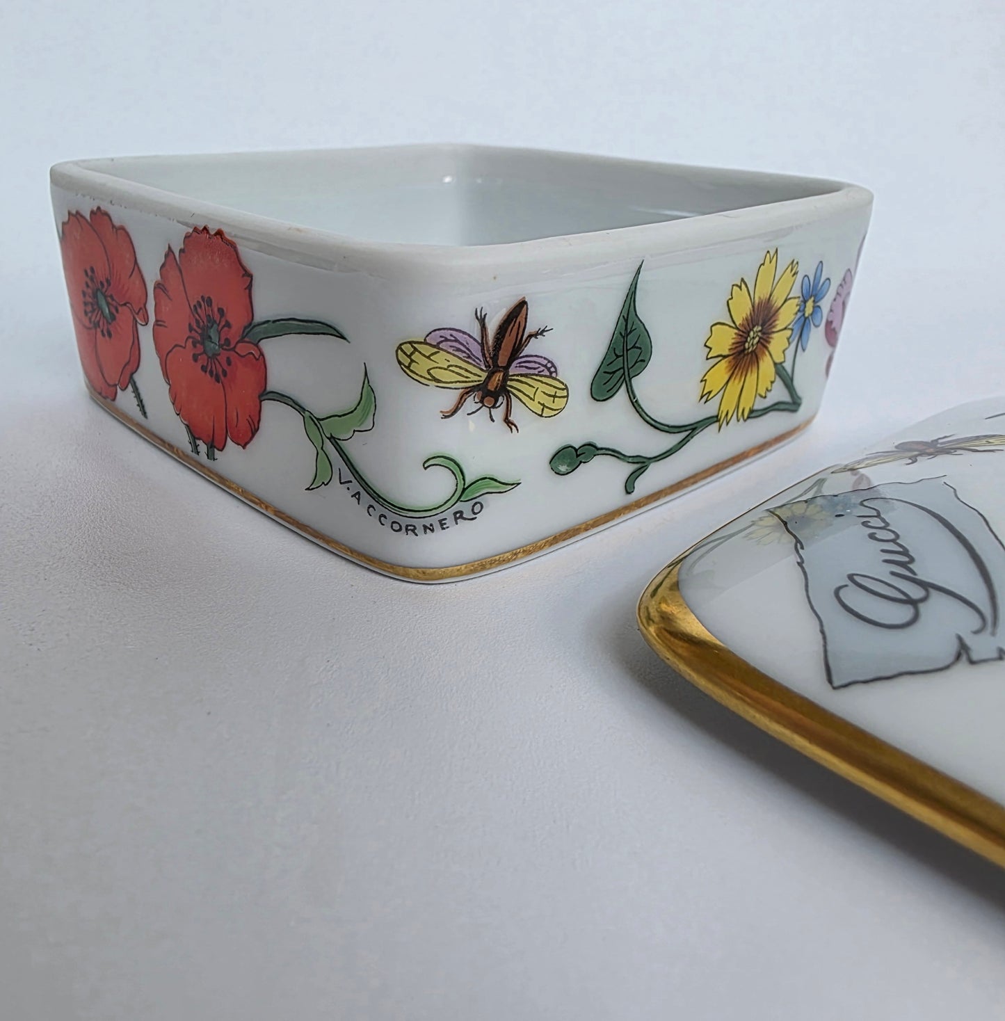 Scatola Portaoggetti Gucci Flora in Porcellana di Limoges anni '80