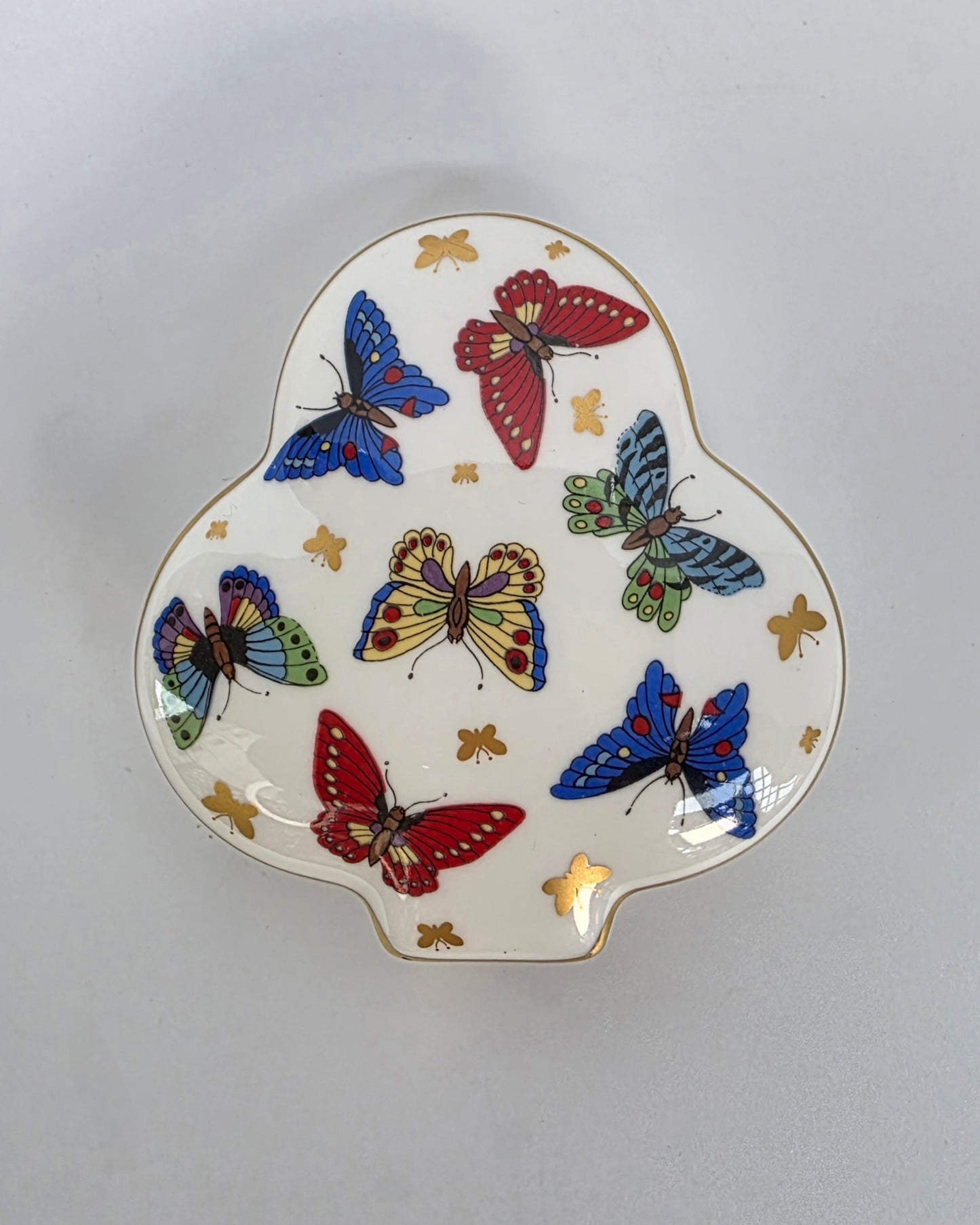Scatola Gucci a forma di seme di Fiori in porcellana inglese, anni '70-'80