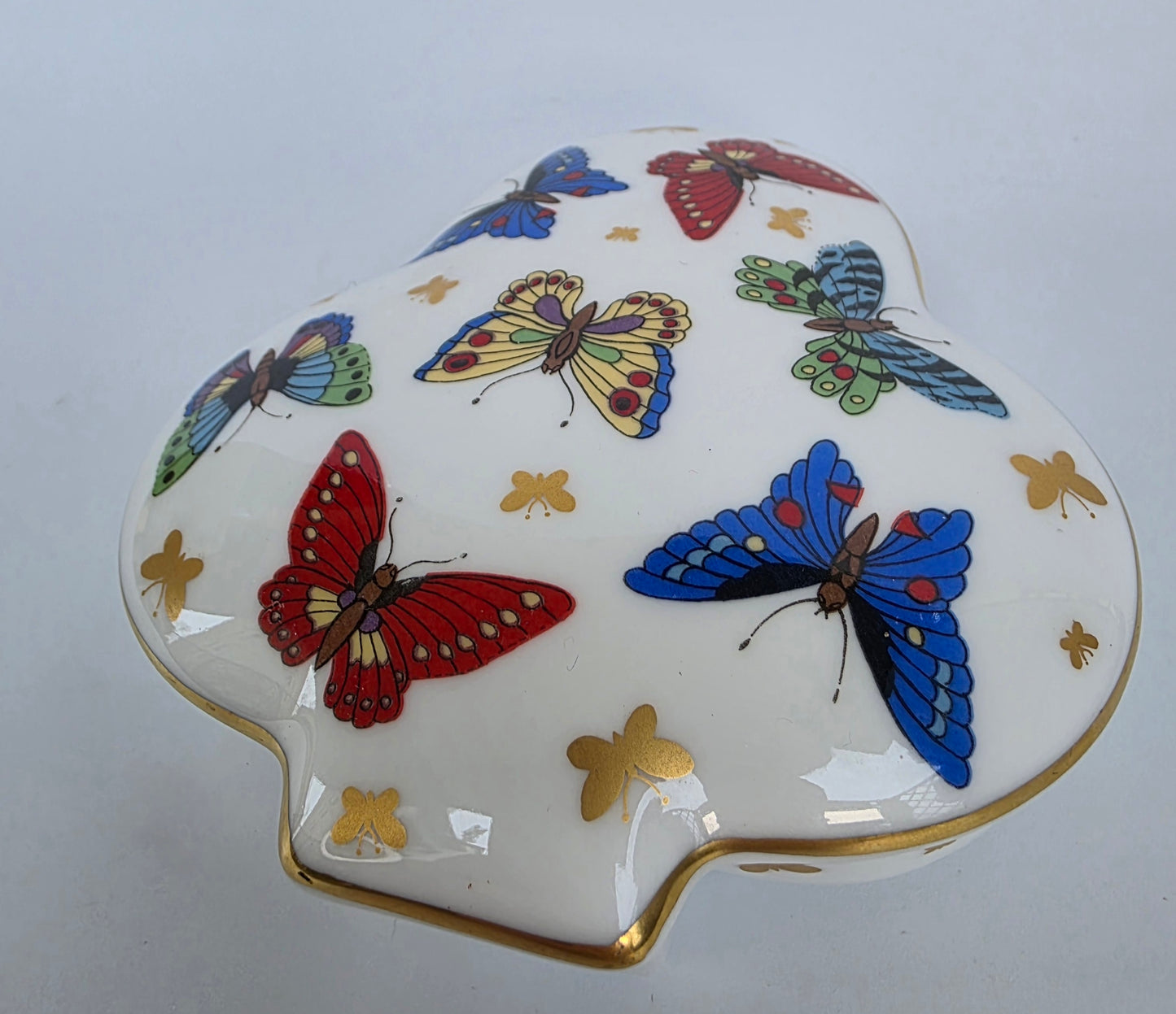 Scatola Gucci a forma di seme di Fiori in porcellana inglese, anni '70-'80