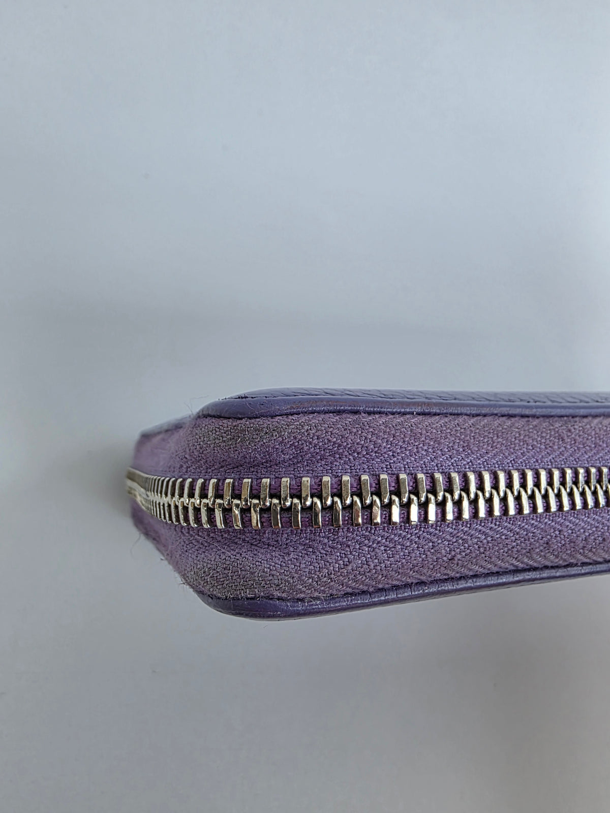 Portafoglio Gucci con cerniera Bamboo viola