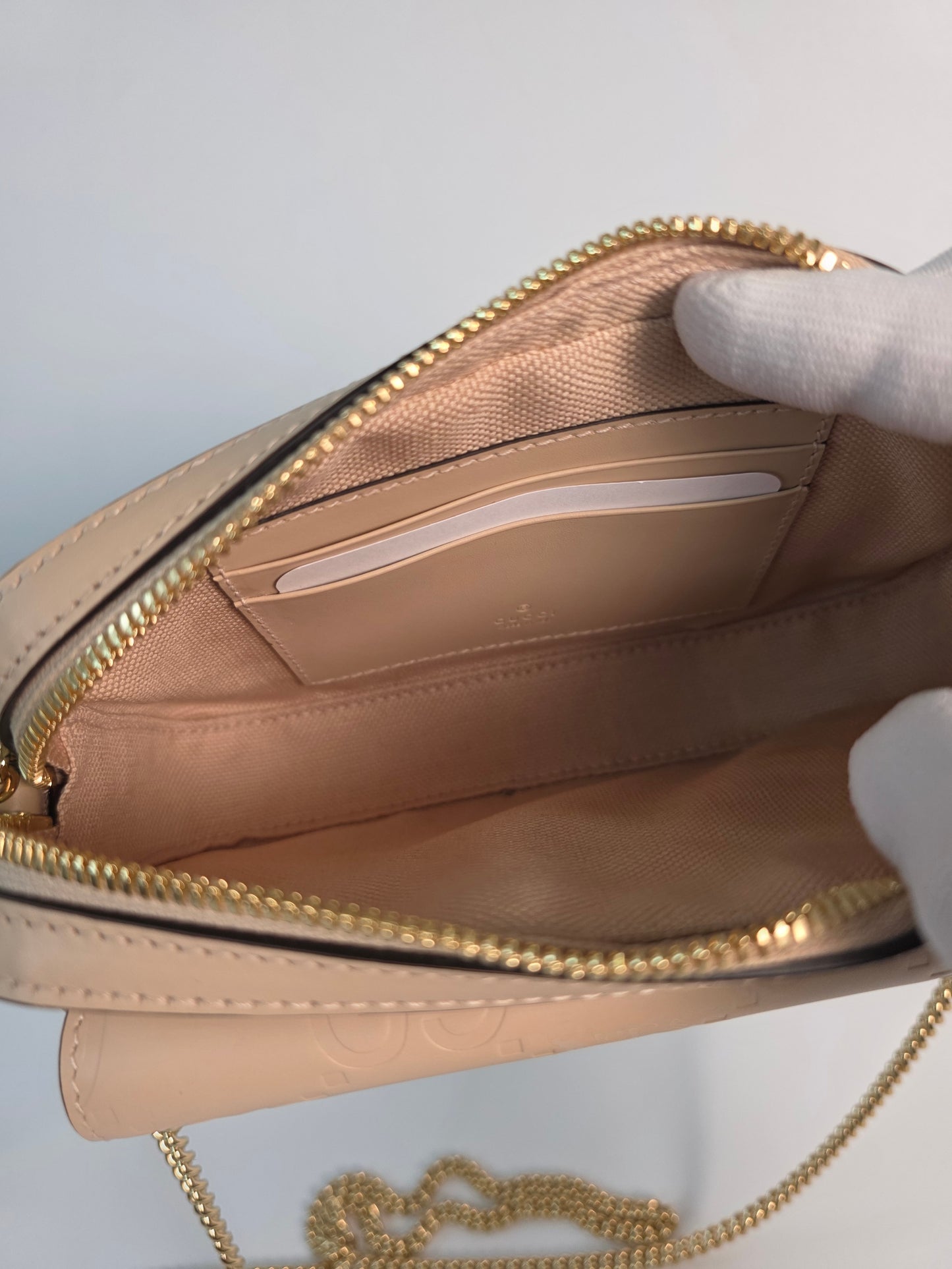 Gucci mini bag GG Matelassè in pelle beige