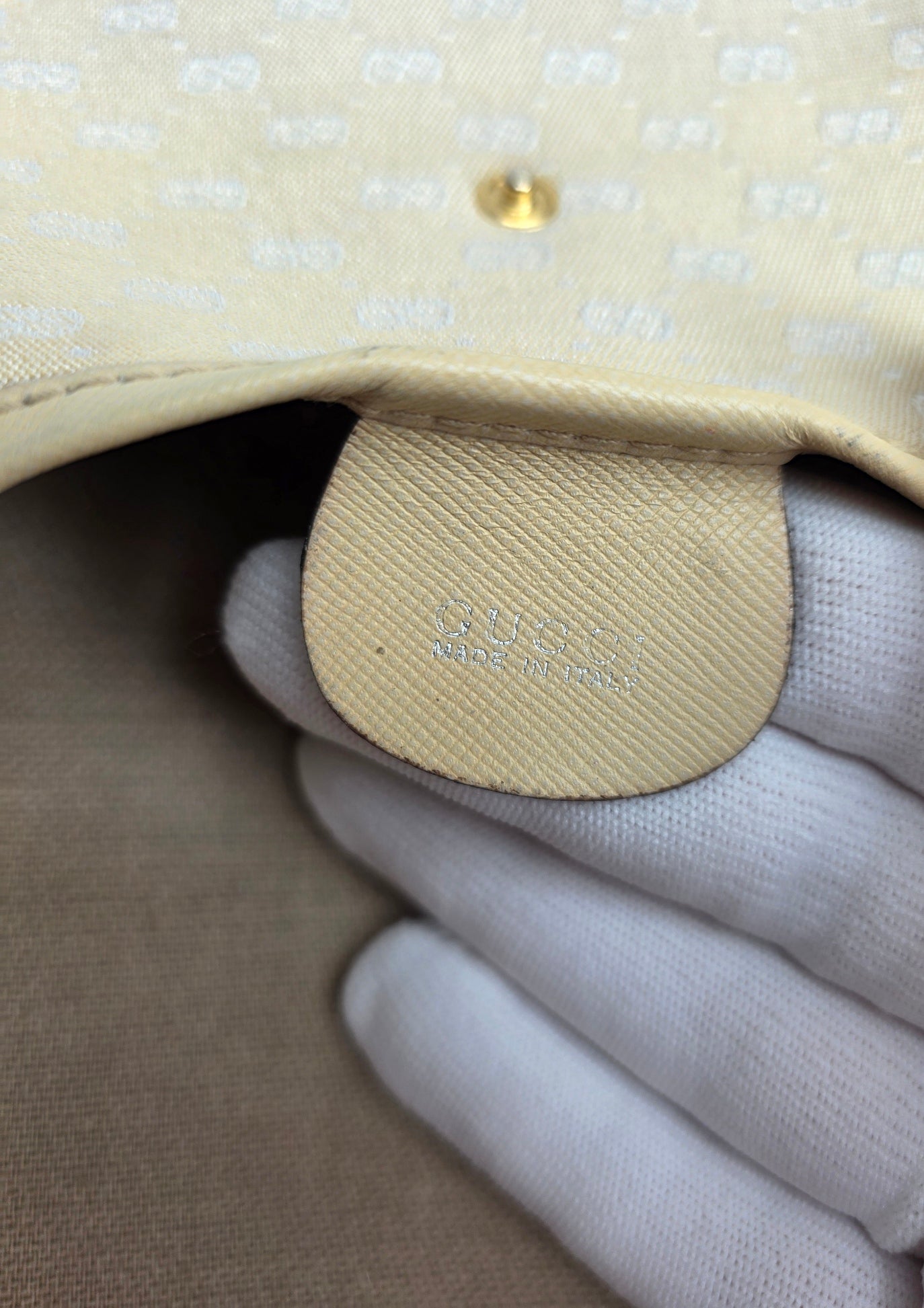 Mini pochette Gucci vintage in micro GG monogram e pelle beige, anni '90