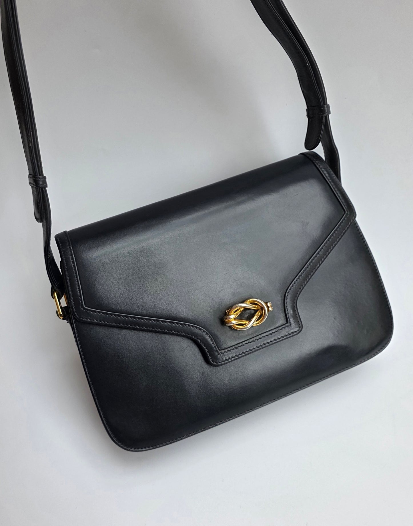 Borsa Gucci vintage anni 80 in pelle blu navy chiusura nodo nautico