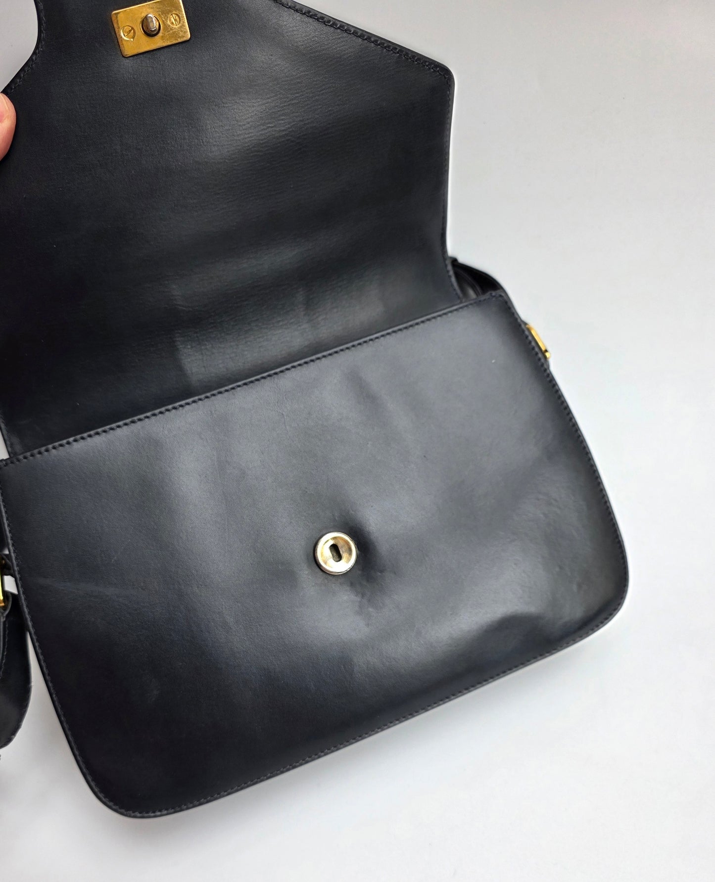 Borsa Gucci vintage anni 80 in pelle blu navy chiusura nodo nautico