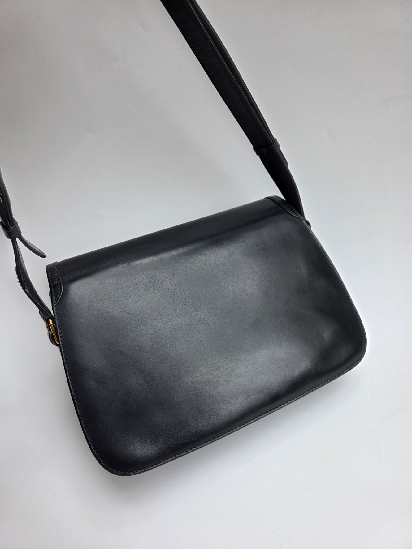 Borsa Gucci vintage anni 80 in pelle blu navy chiusura nodo nautico