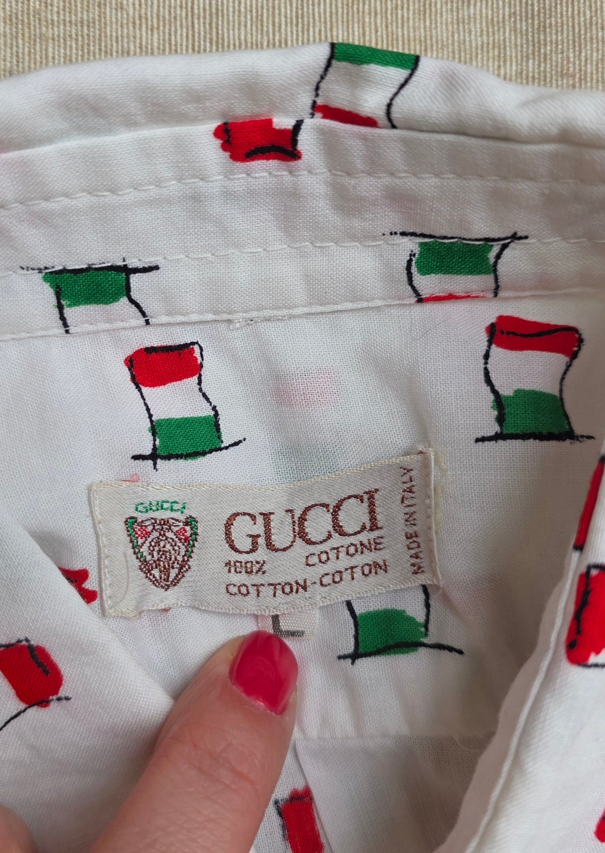 Camicia da uomo Gucci vintage "Bandiere italiane", anni '80
