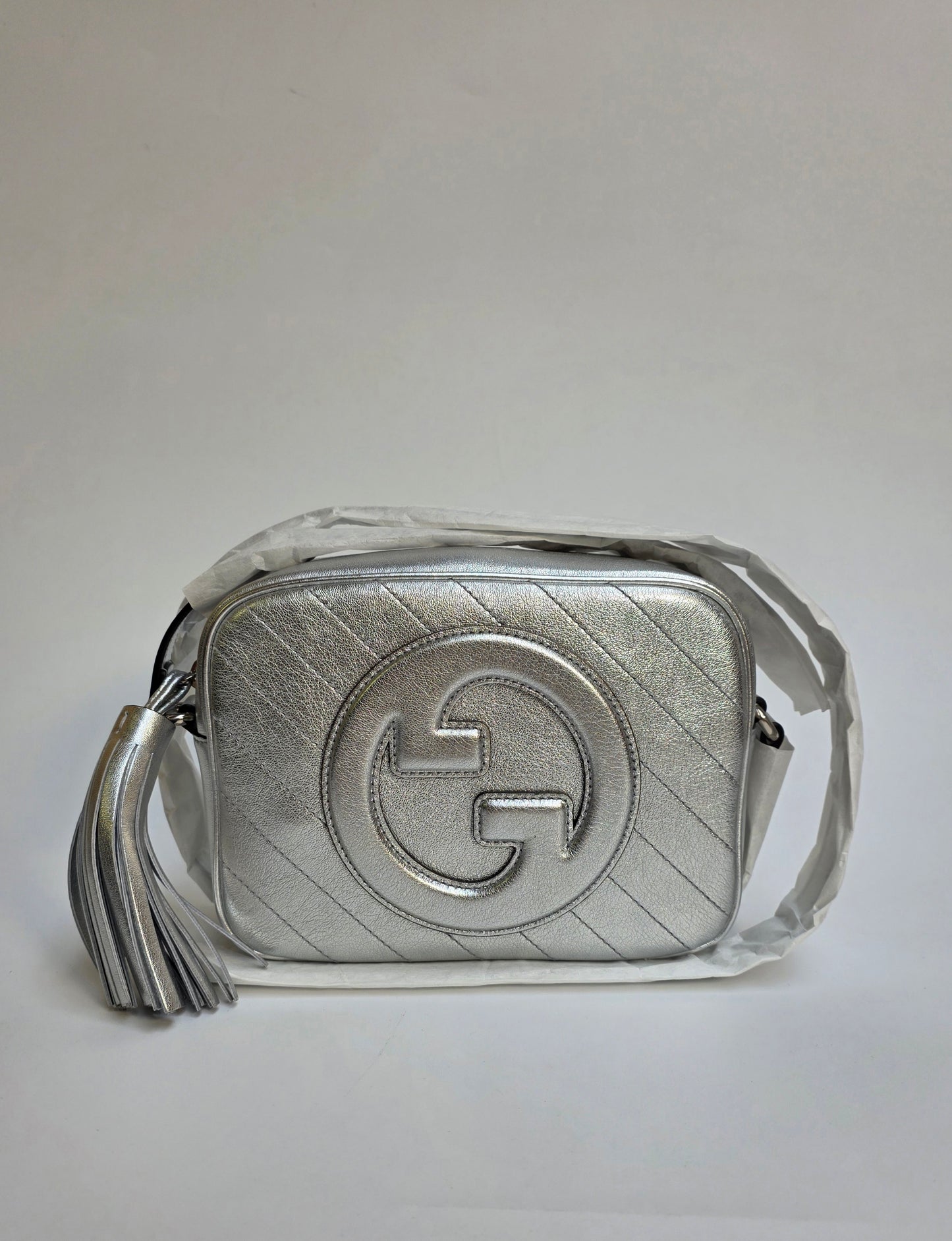 Borsa a tracolla Gucci Blondie colore argentato
