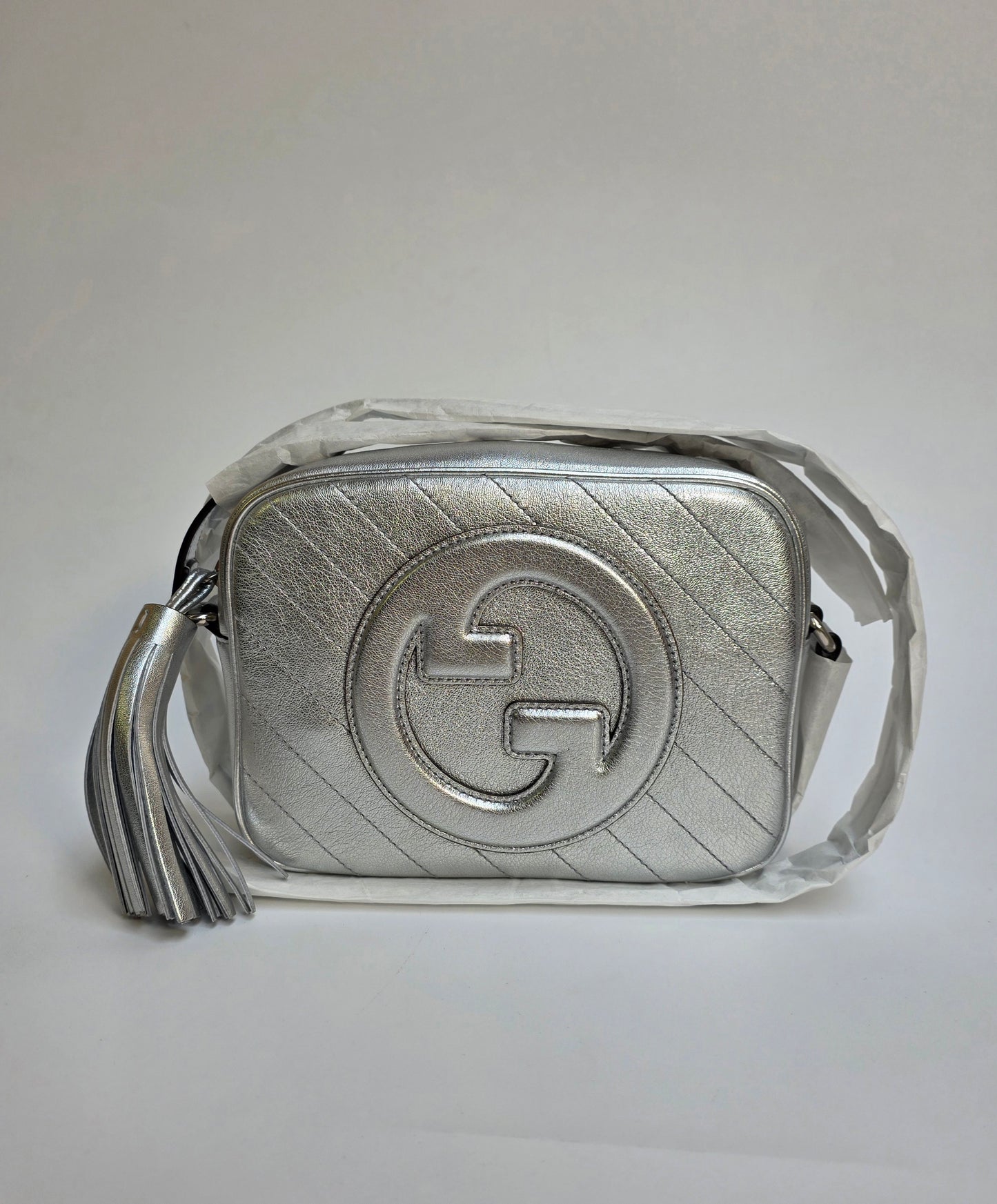 Borsa a tracolla Gucci Blondie colore argentato