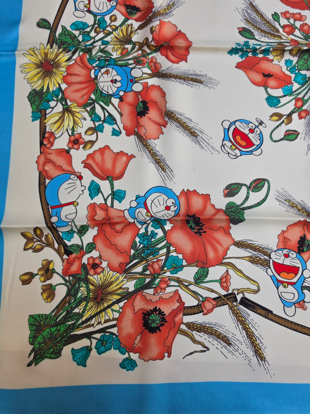 Foulard Gucci Doraemon, collezione 2021