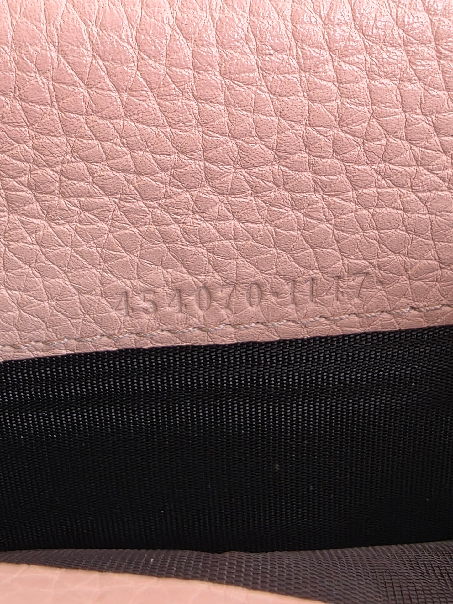 Portafoglio Gucci Blind For Love in pelle rosa cipria