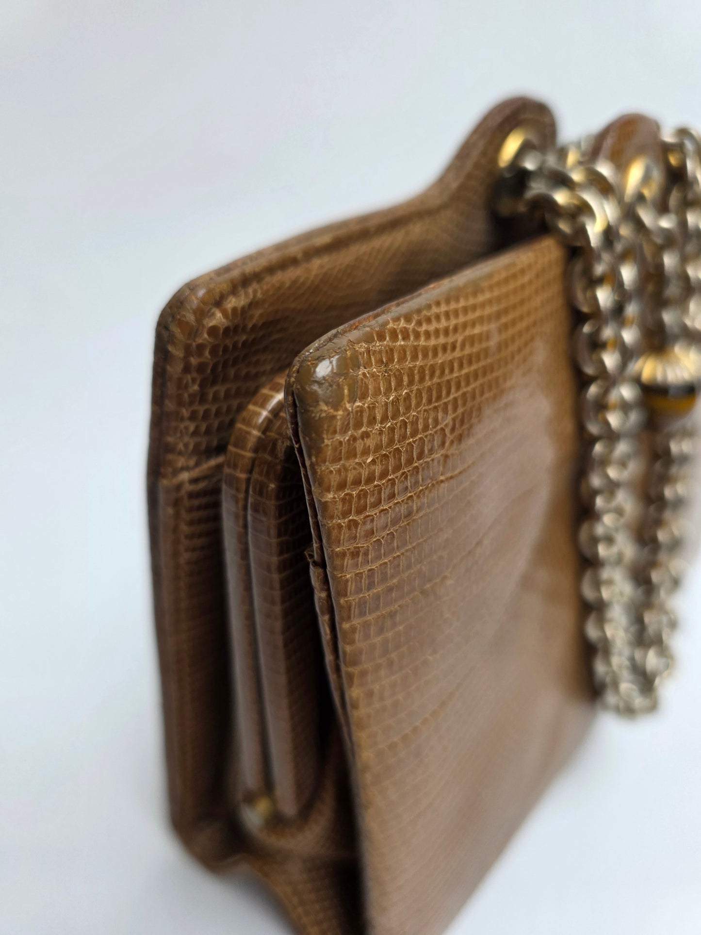 Borsa da sera Gucci vintage in pelle di lucertola con dettaglio Occhio di Tigre, anni '60