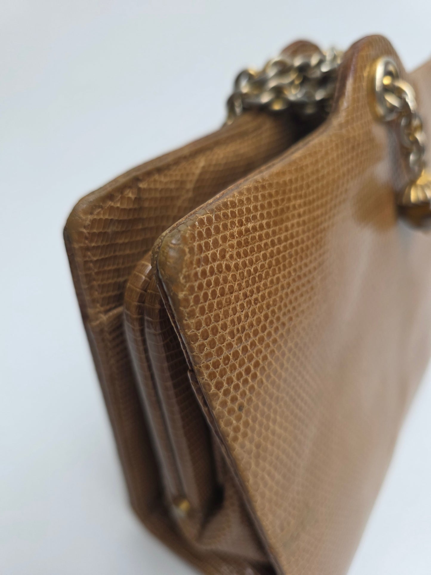 Borsa da sera Gucci vintage in pelle di lucertola con dettaglio Occhio di Tigre, anni '60