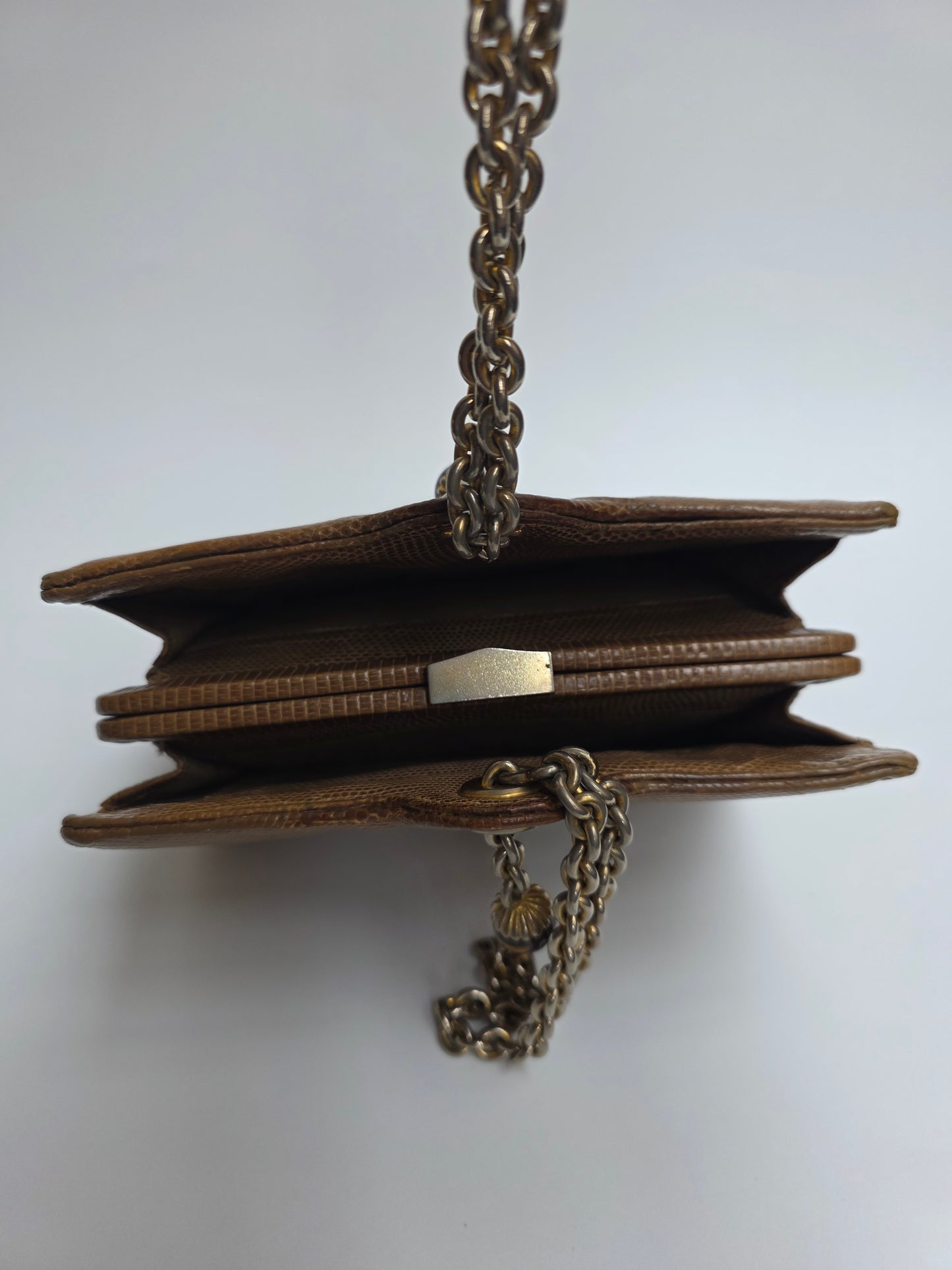 Borsa da sera Gucci vintage in pelle di lucertola con dettaglio Occhio di Tigre, anni '60