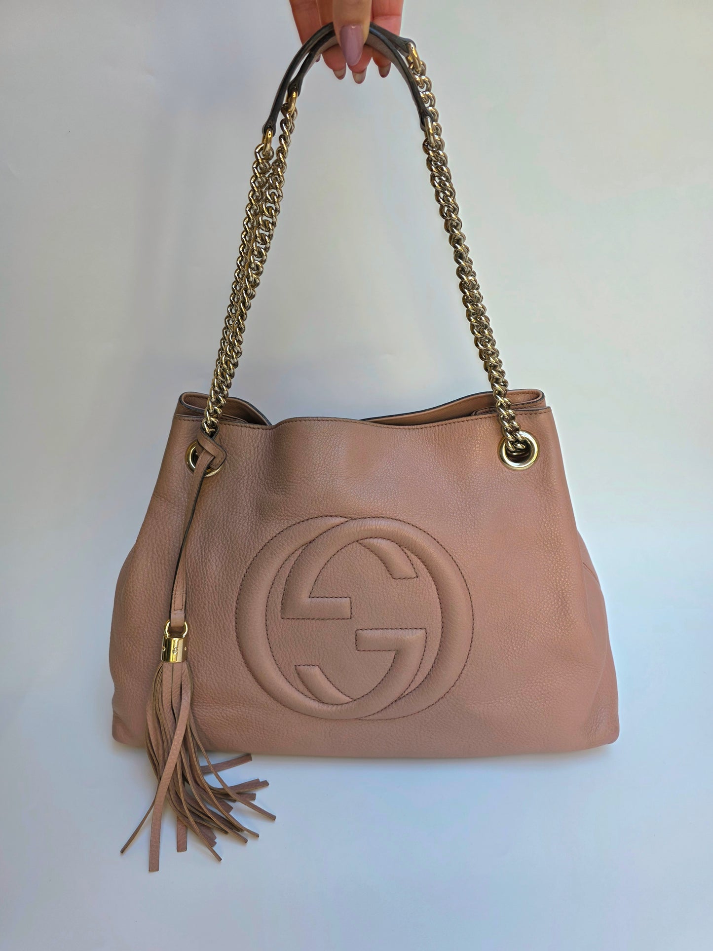 Borsa Tote Gucci Soho in pelle rosa con catena dorata