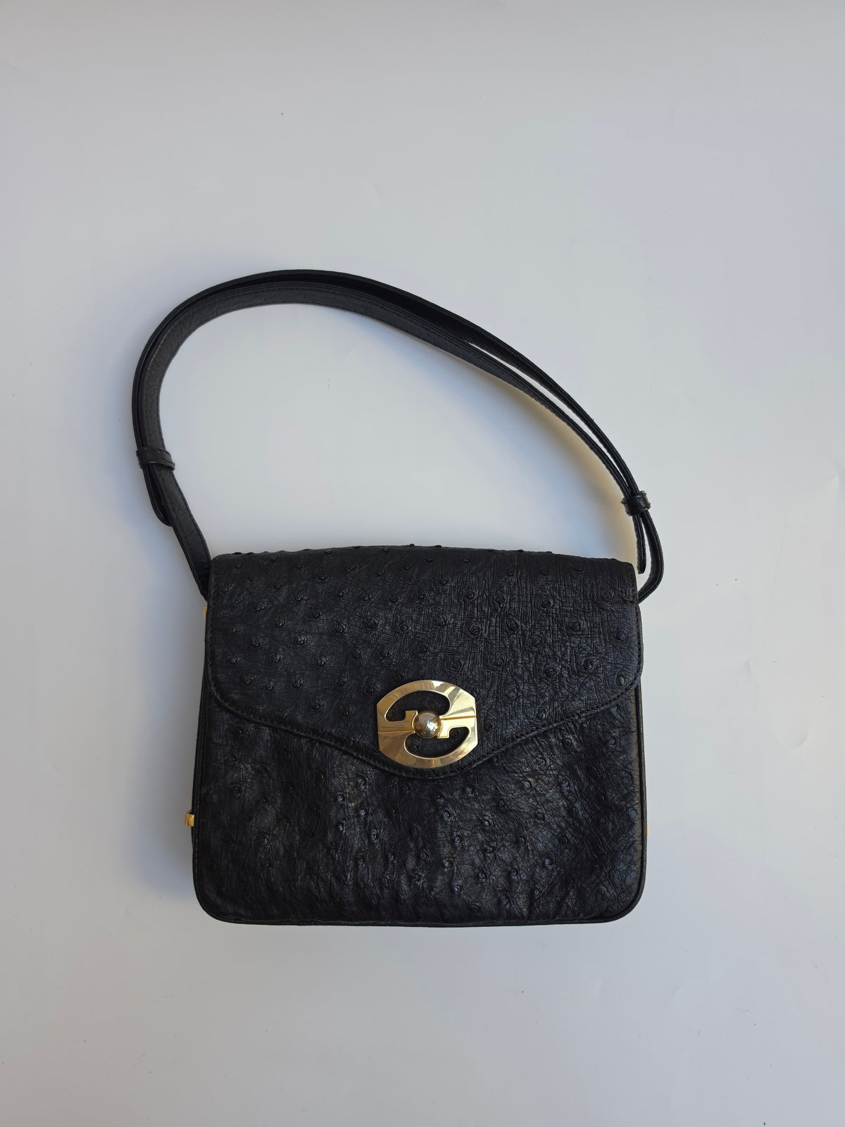 Borsa a spalla Gucci vintage in pelle di struzzo nera, anni '70