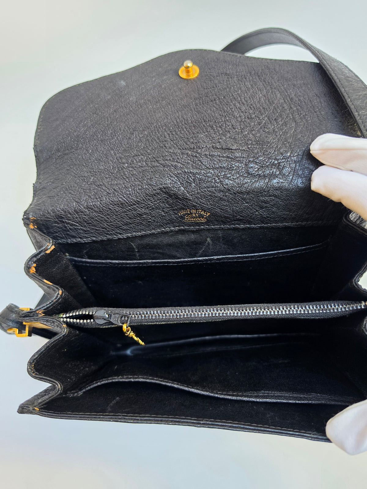 Borsa a spalla Gucci vintage in pelle di struzzo nera, anni '70