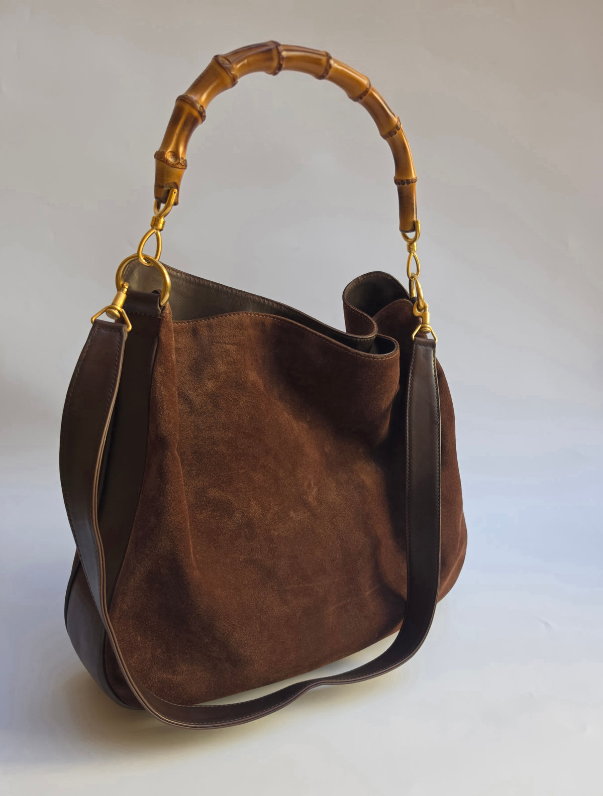 Borsa Gucci Bamboo Top Handle in camoscio testa di moro, anni '90