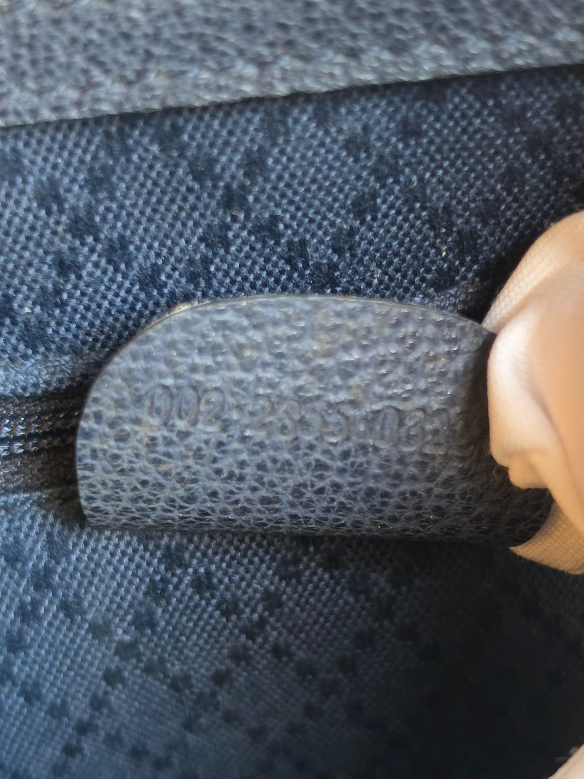 Borsa Gucci Diana Tote in camoscio blu notte, anni '90