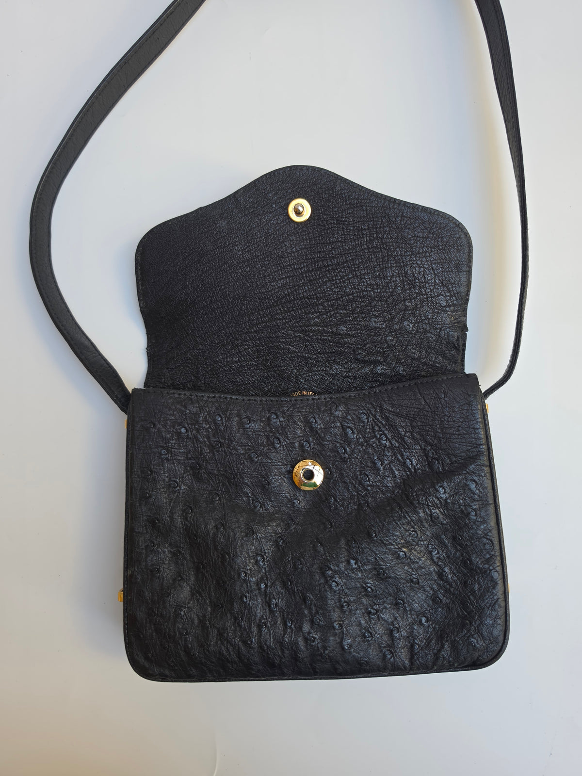 Borsa a spalla Gucci vintage in pelle di struzzo nera, anni '70