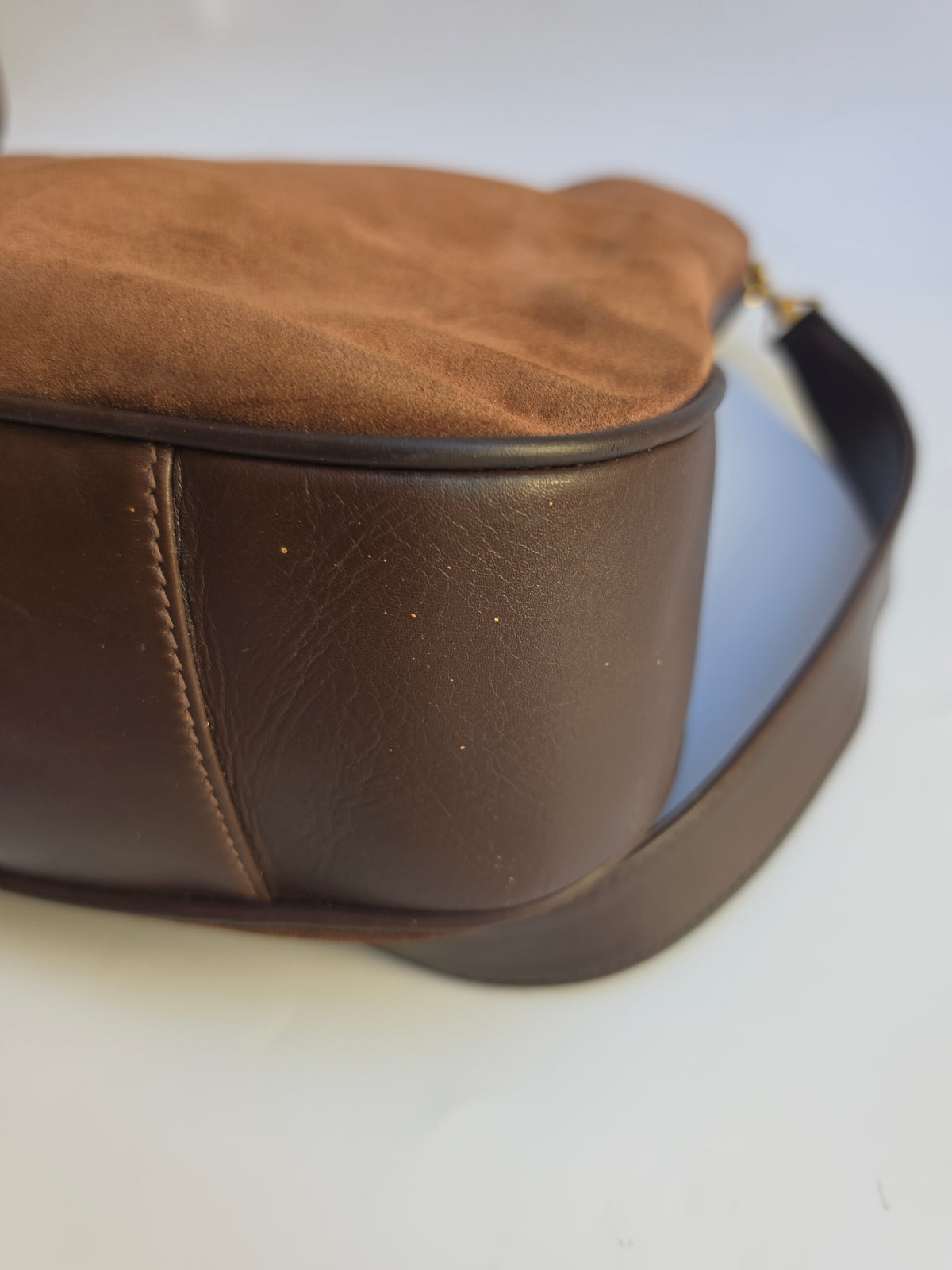 Borsa Gucci Bamboo Top Handle in camoscio testa di moro, anni '90