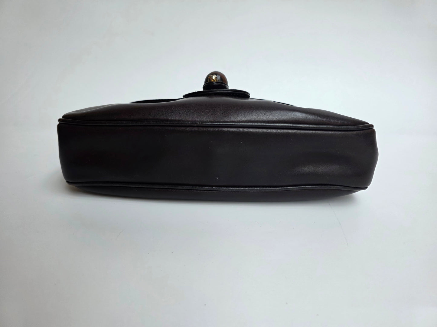 Borsa Gucci vintage con chiusura in legno, anni '50